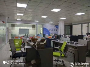 龙岗食品厂房出租 3楼3500平灵活分租，配套食品包装机械